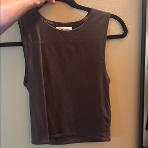 Aritzia Babaton Brown Sleeveless Top